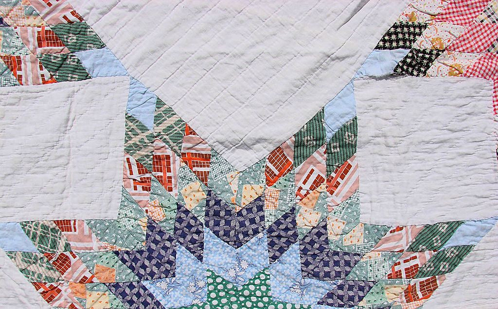 Vintage 1930s Quilt Lone Star Pattern - Hand Sewn